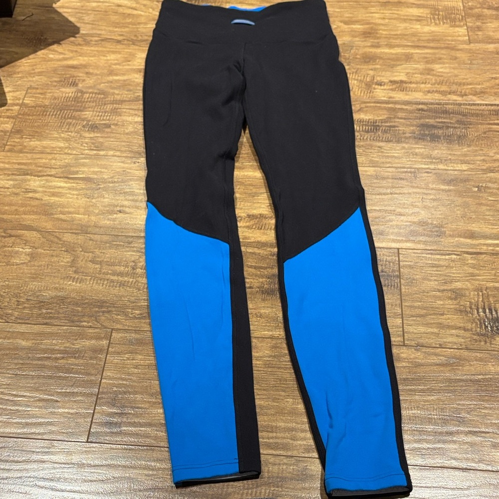 Lululemon Athletica super soft Black and Blue Leggings